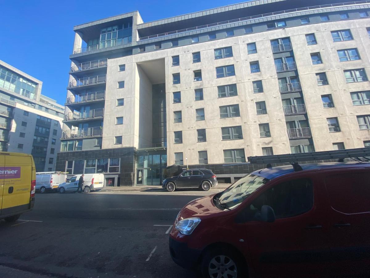 Cosy 2 Bed Flat In Glasgow Appartamento Esterno foto